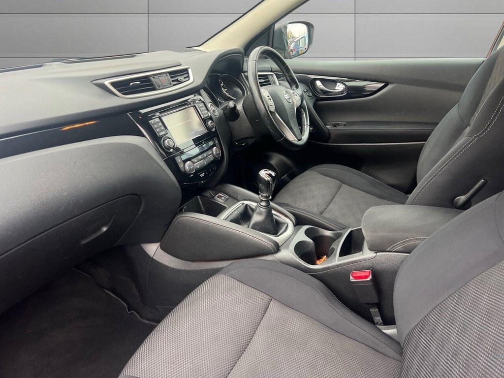 Used Nissan Qashqai 2015 for sale - 77301820: Photo 17