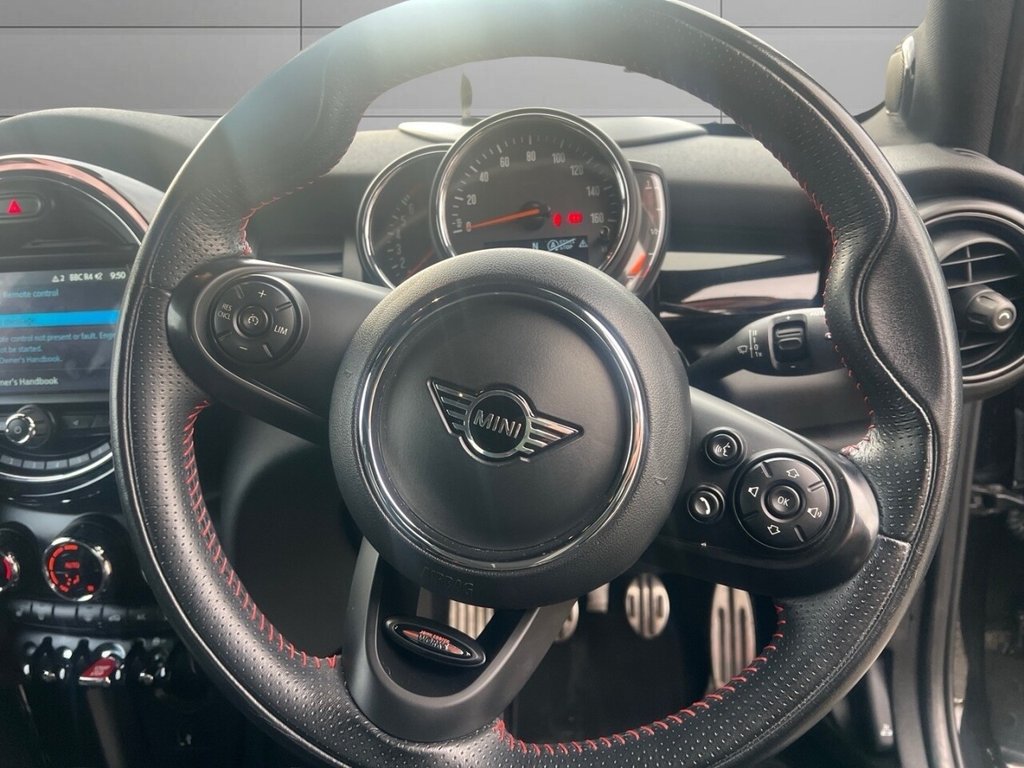 Used MINI Hatch 2018 for sale - 76744554: Photo 16