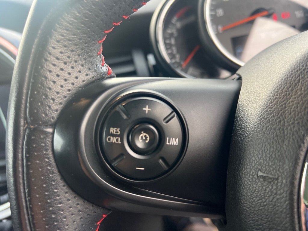 Used MINI Hatch 2018 for sale - 76744554: Photo 25