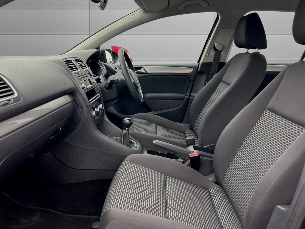 Used Volkswagen Golf 2010 for sale - 76744450: Photo 13