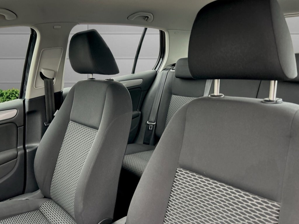 Used Volkswagen Golf 2010 for sale - 76744450: Photo 14