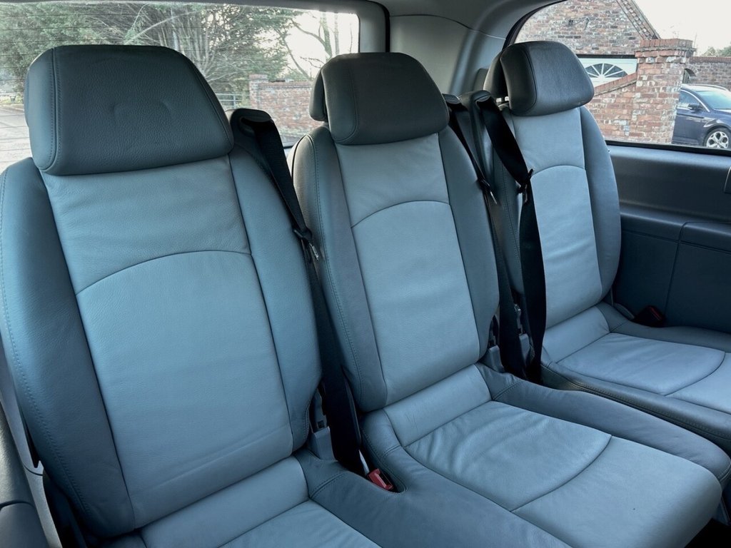 Used Mercedes-Benz Viano 2010 for sale - 76740341: Photo 21