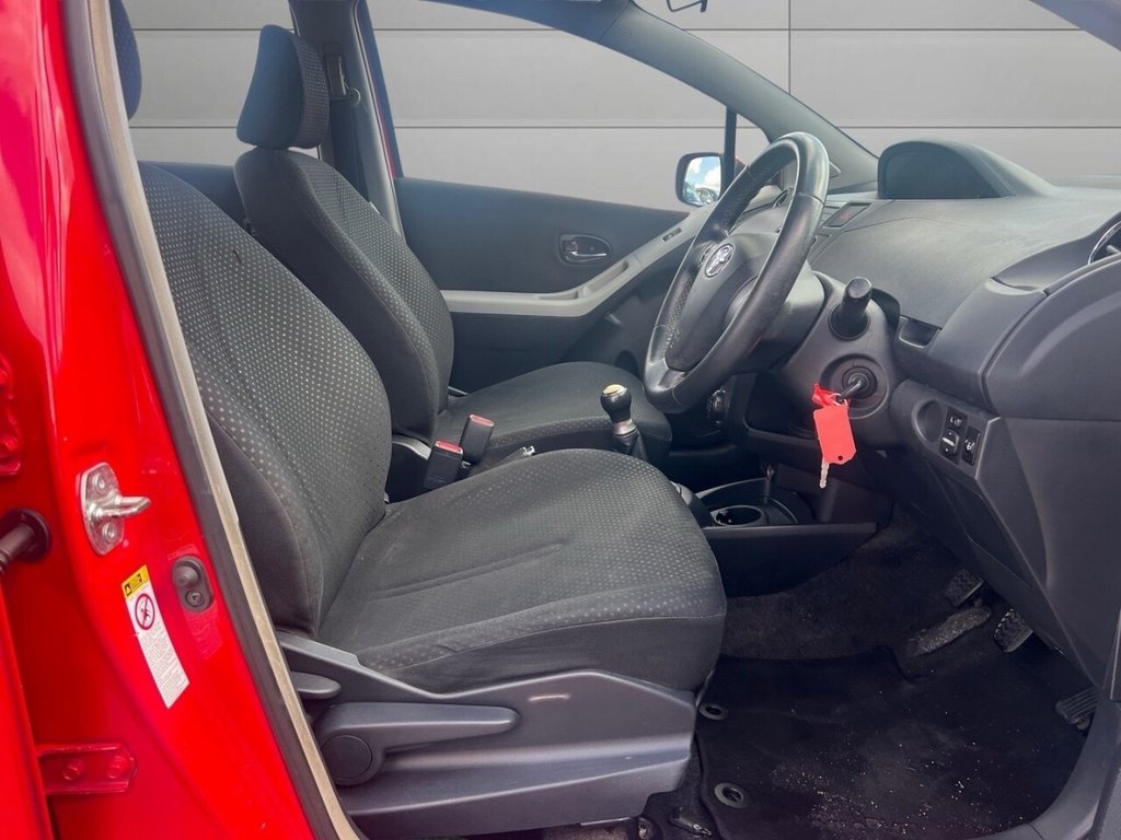 Used Toyota Yaris 2011 for sale - 76744486: Photo 9