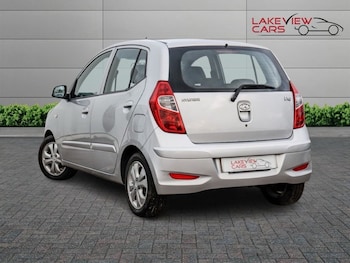 Used Hyundai i10 2011 for sale - 76744487: Photo