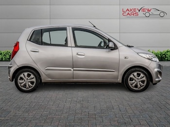 Used Hyundai i10 2011 for sale - 76744487: Photo