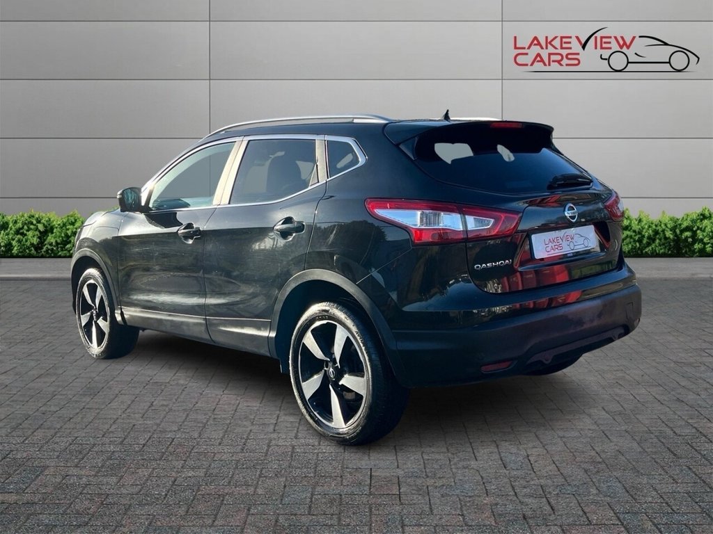 Used Nissan Qashqai 2017 for sale - 76754571: Photo 3