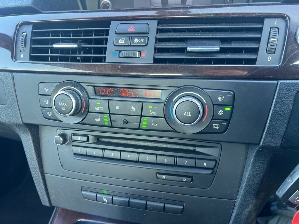 Used BMW 3 Series 2012 for sale - 76744459: Photo 22