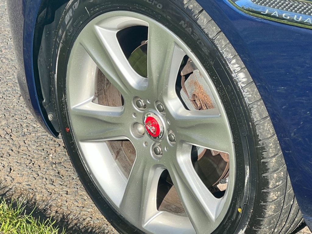 Used Jaguar XE 2016 for sale - 76744453: Photo 12