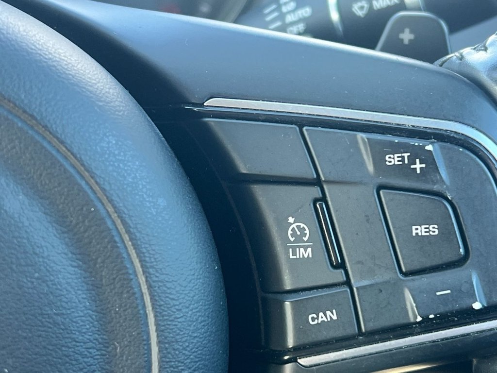 Used Jaguar XE 2016 for sale - 76744453: Photo 16