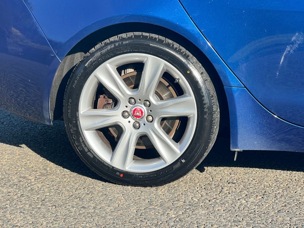 Used Jaguar XE 2016 for sale - 76744453: Photo 18