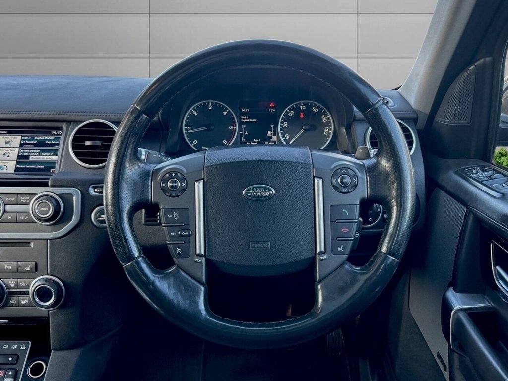 Used Land Rover Discovery 4 2014 for sale - 76848241: Photo 19