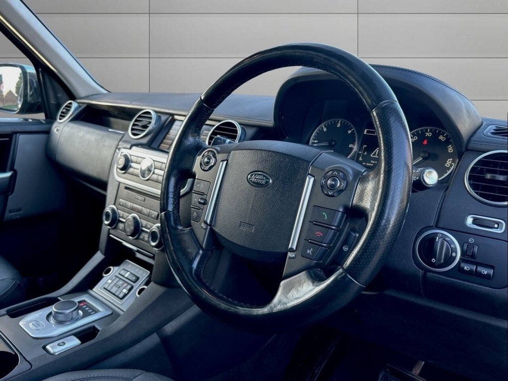 Used Land Rover Discovery 4 2014 for sale - 76848241: Photo 9