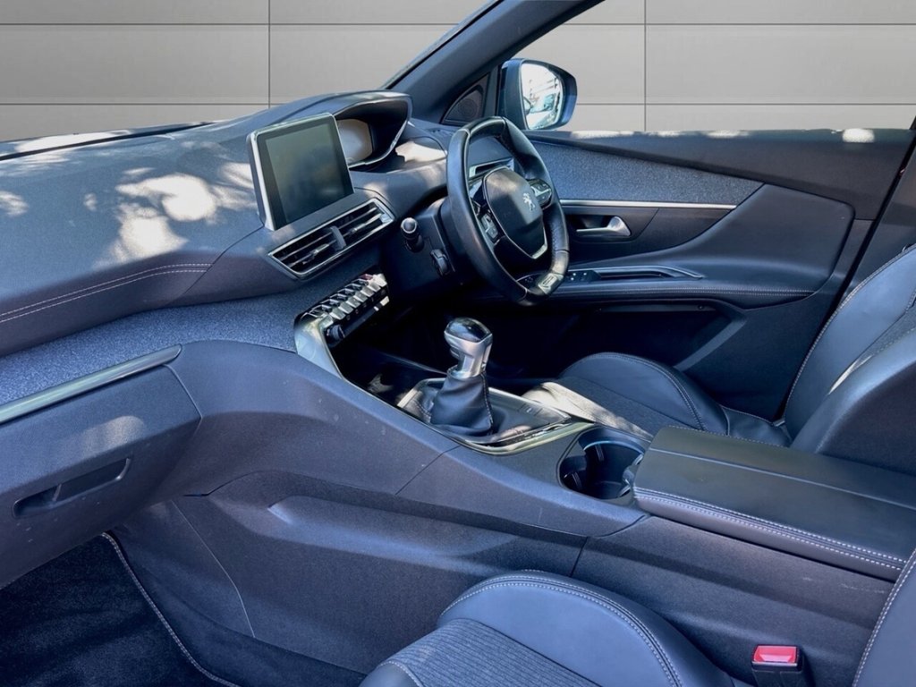 Used Peugeot 3008 2017 for sale - 77049096: Photo 15