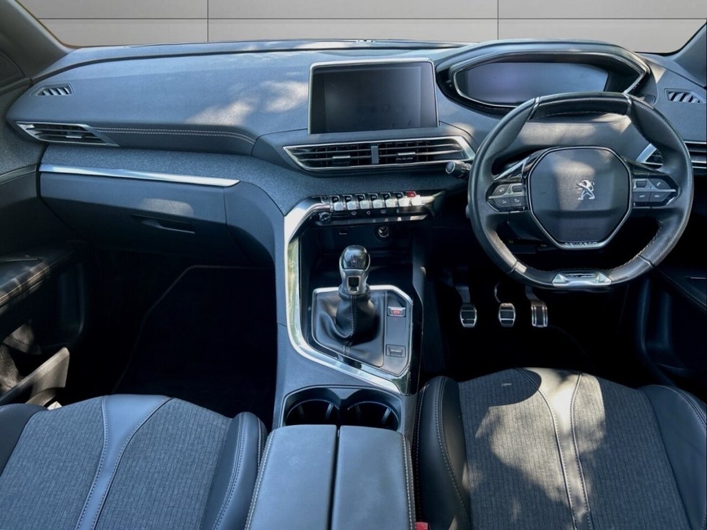 Used Peugeot 3008 2017 for sale - 77049096: Photo 17