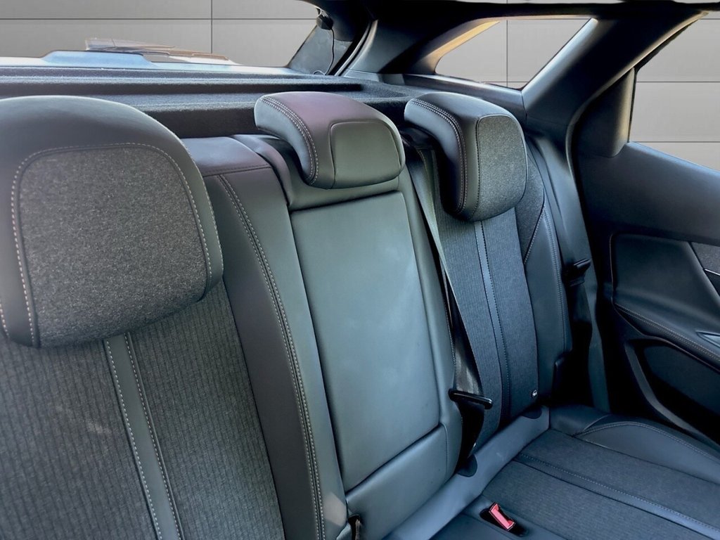 Used Peugeot 3008 2017 for sale - 77049096: Photo 18