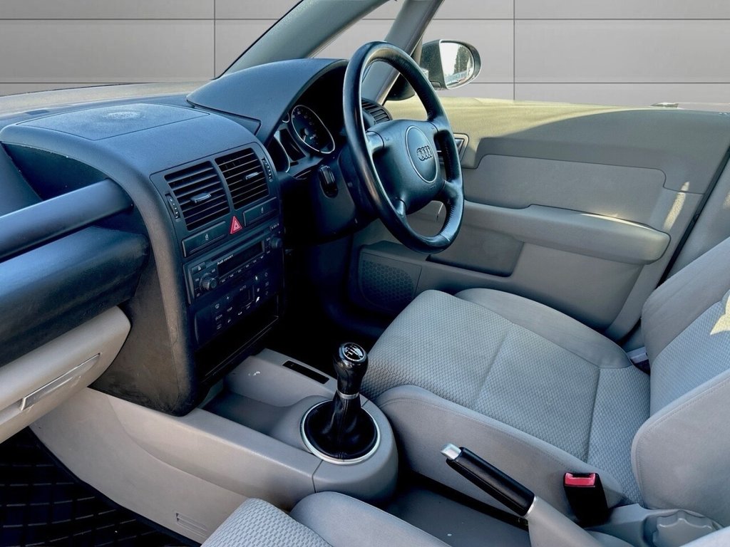 Used Audi A2 2002 for sale - 76744458: Photo 15