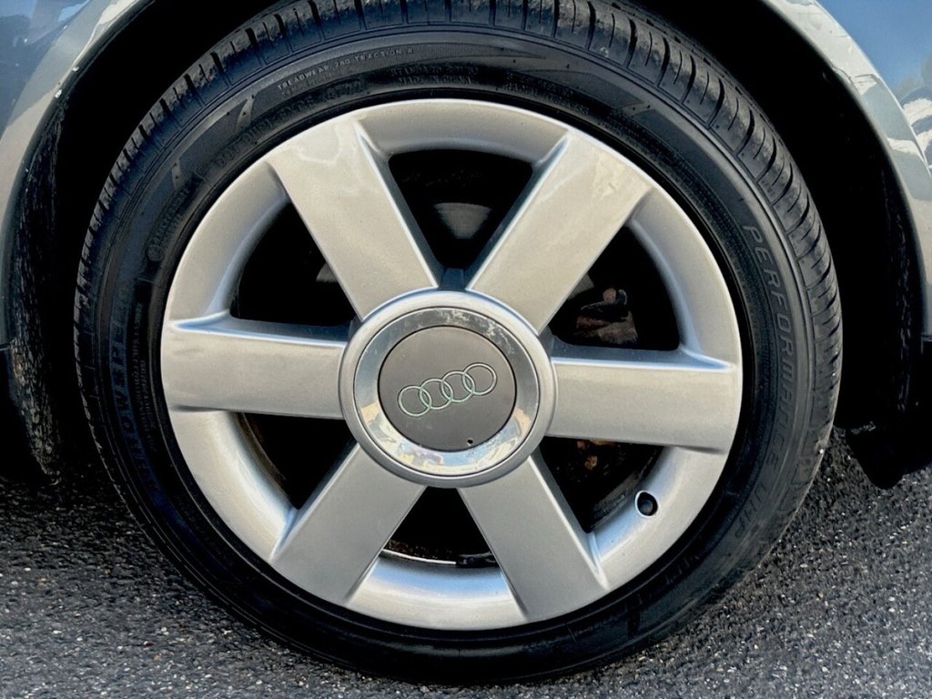 Used Audi A2 2002 for sale - 76744458: Photo 21