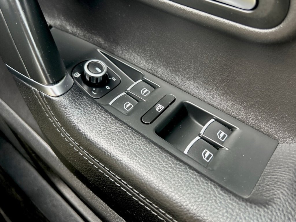 Used Volkswagen CC 2013 for sale - 76744472: Photo 29