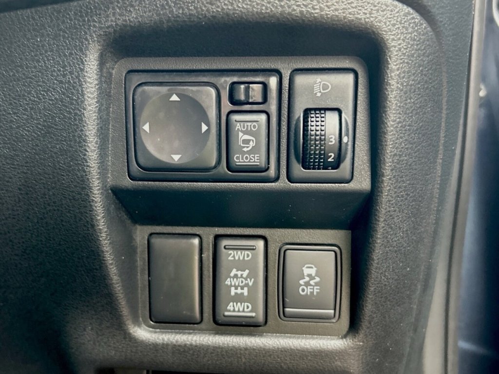 Used Nissan Juke 2011 for sale - 76744519: Photo 30