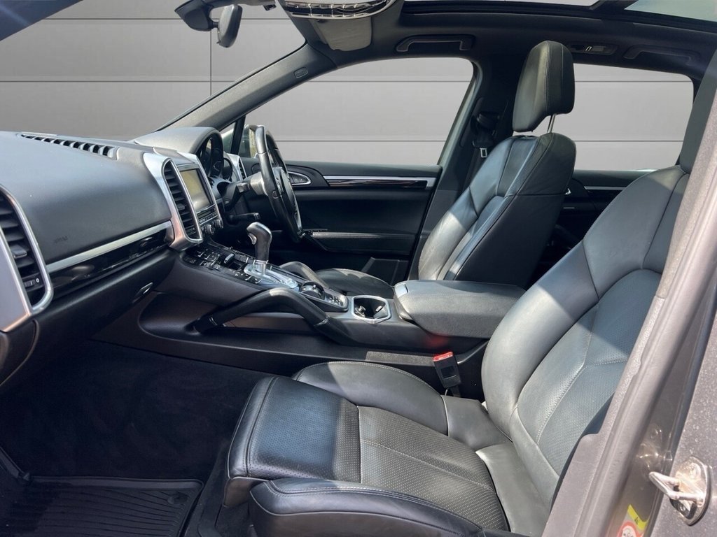 Used Porsche Cayenne 2013 for sale - 77583132: Photo 13