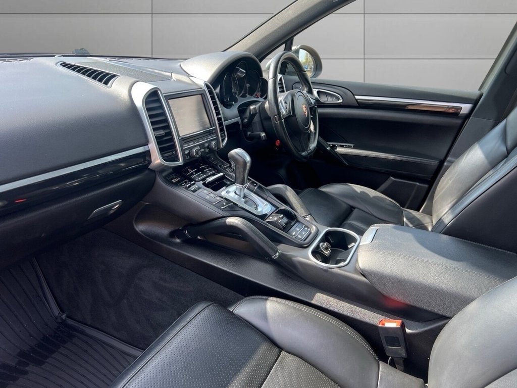 Used Porsche Cayenne 2013 for sale - 77583132: Photo 26