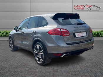 Used Porsche Cayenne 2013 for sale - 77583132: Photo