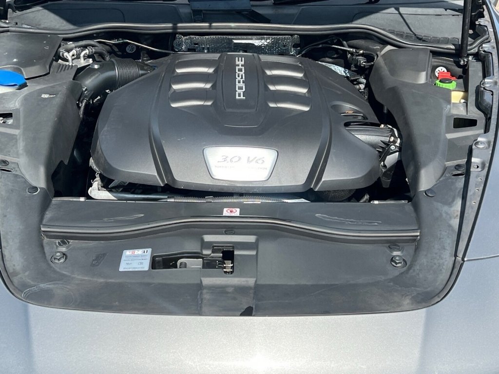 Used Porsche Cayenne 2013 for sale - 77583132: Photo 30