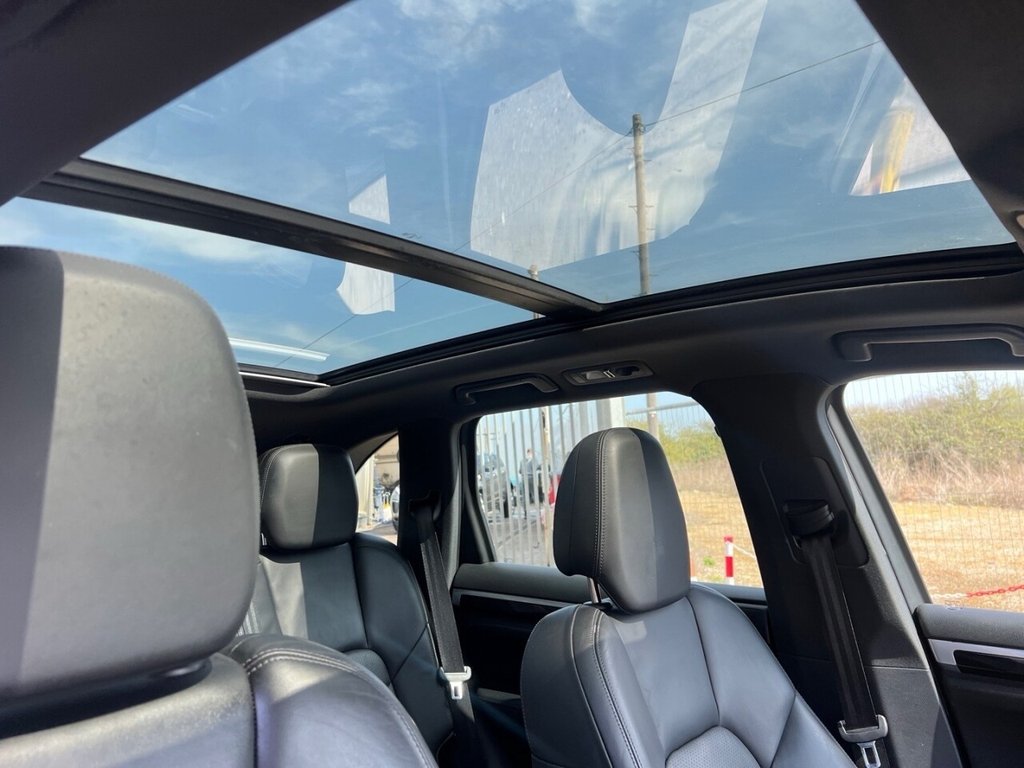 Used Porsche Cayenne 2013 for sale - 77583132: Photo 31