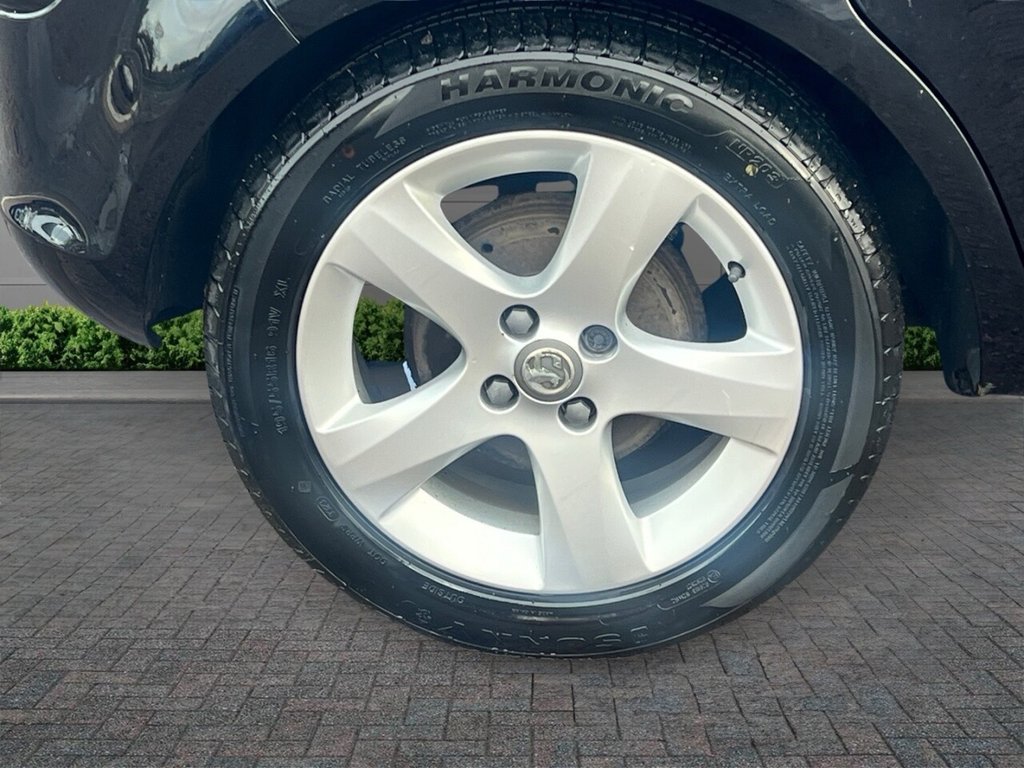 Used Vauxhall Corsa 2011 for sale - 77226942: Photo 19