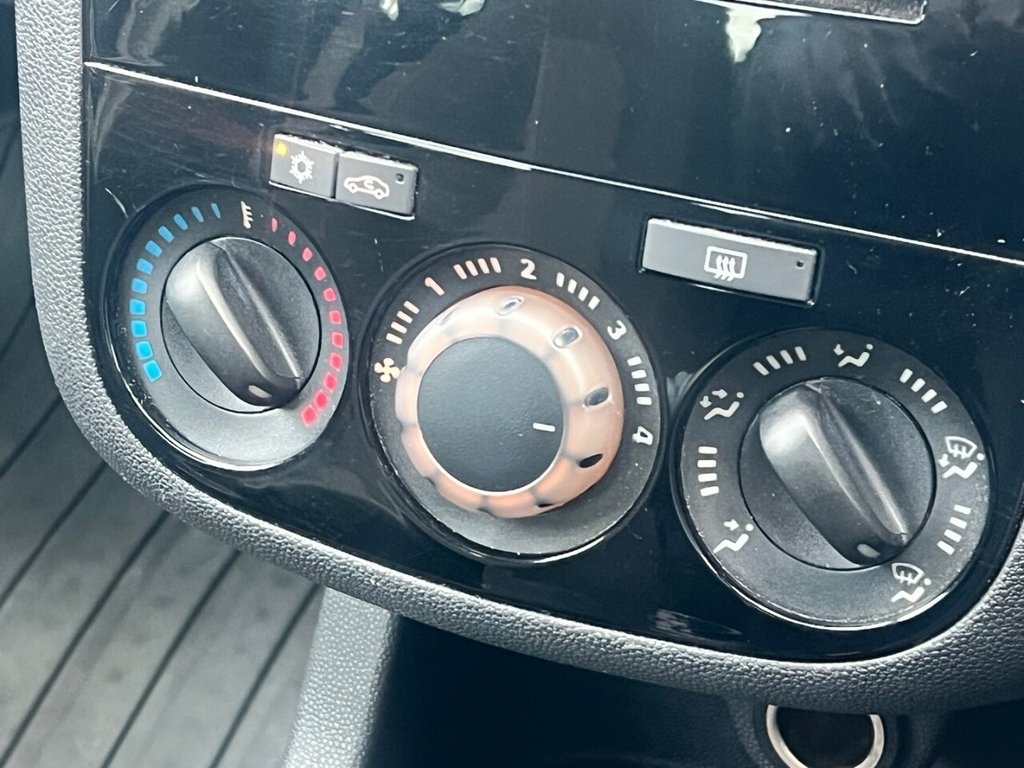 Used Vauxhall Corsa 2011 for sale - 77226942: Photo 22