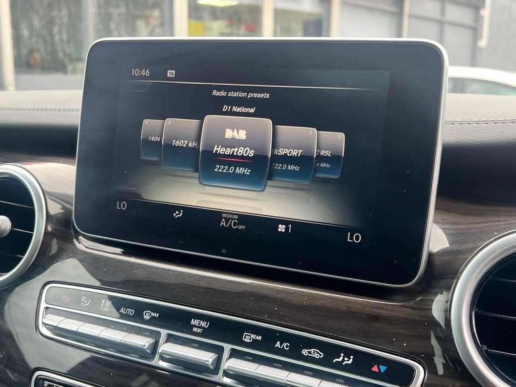 Used Mercedes-Benz V-Class 2016 for sale - 76783875: Photo 19