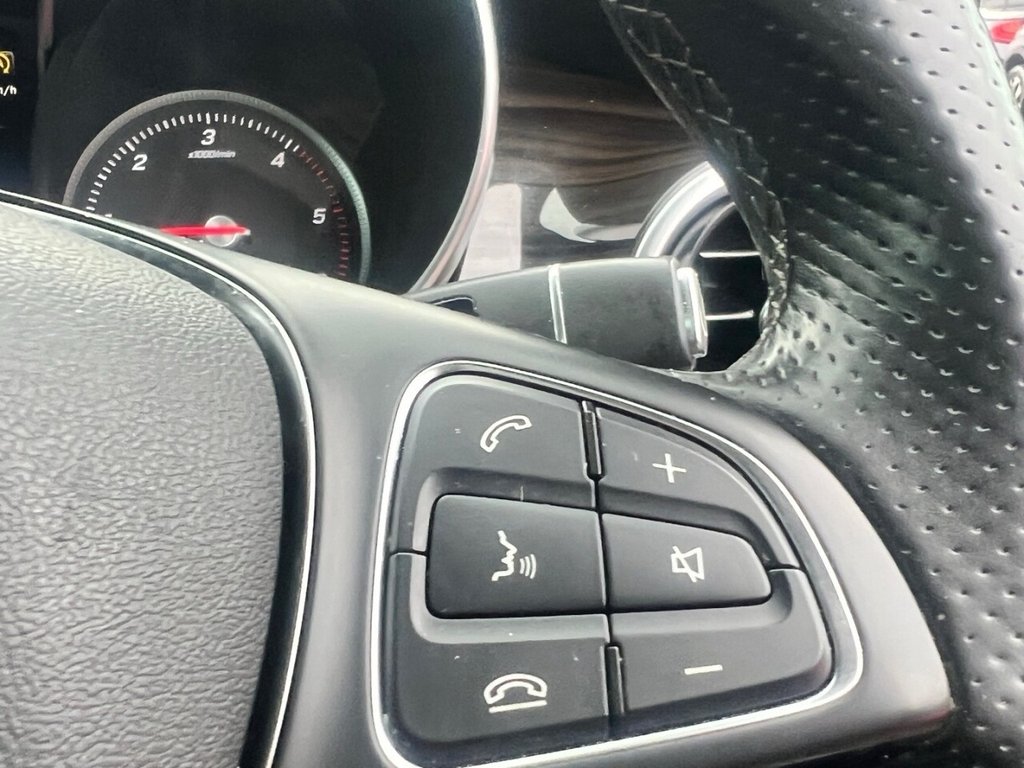 Used Mercedes-Benz V-Class 2016 for sale - 76783875: Photo 24