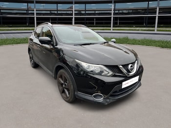 Used Nissan Qashqai 2015 for sale - 76744528: Photo