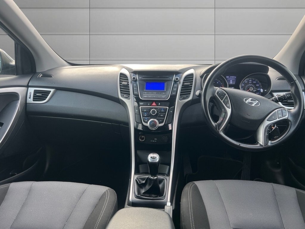 Used Hyundai i30 2015 for sale - 77080467: Photo 18