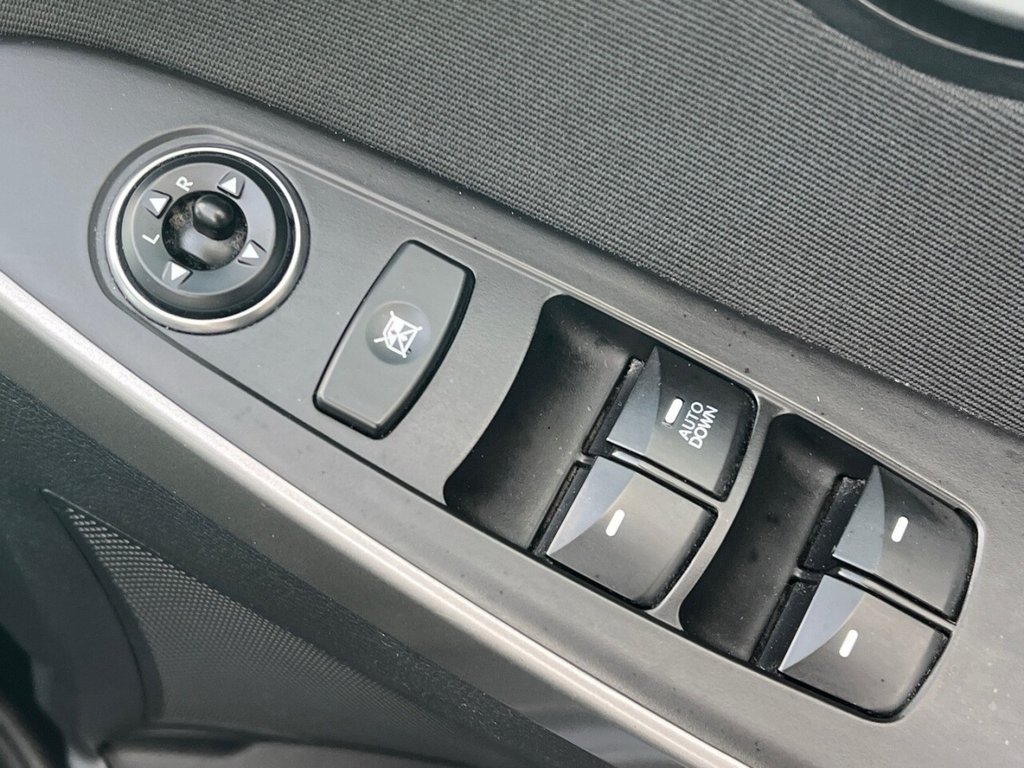 Used Hyundai i30 2015 for sale - 77080467: Photo 21