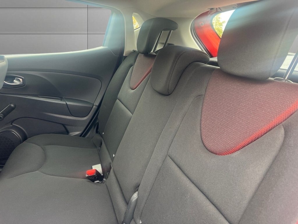 Used Renault Clio 2016 for sale - 76744506: Photo 16