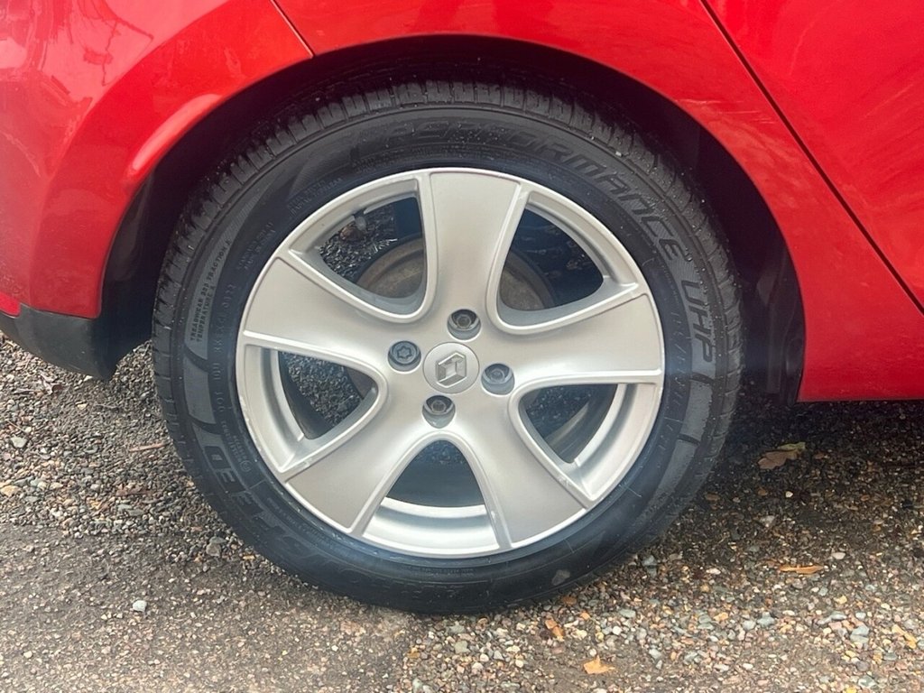 Used Renault Clio 2016 for sale - 76744506: Photo 20