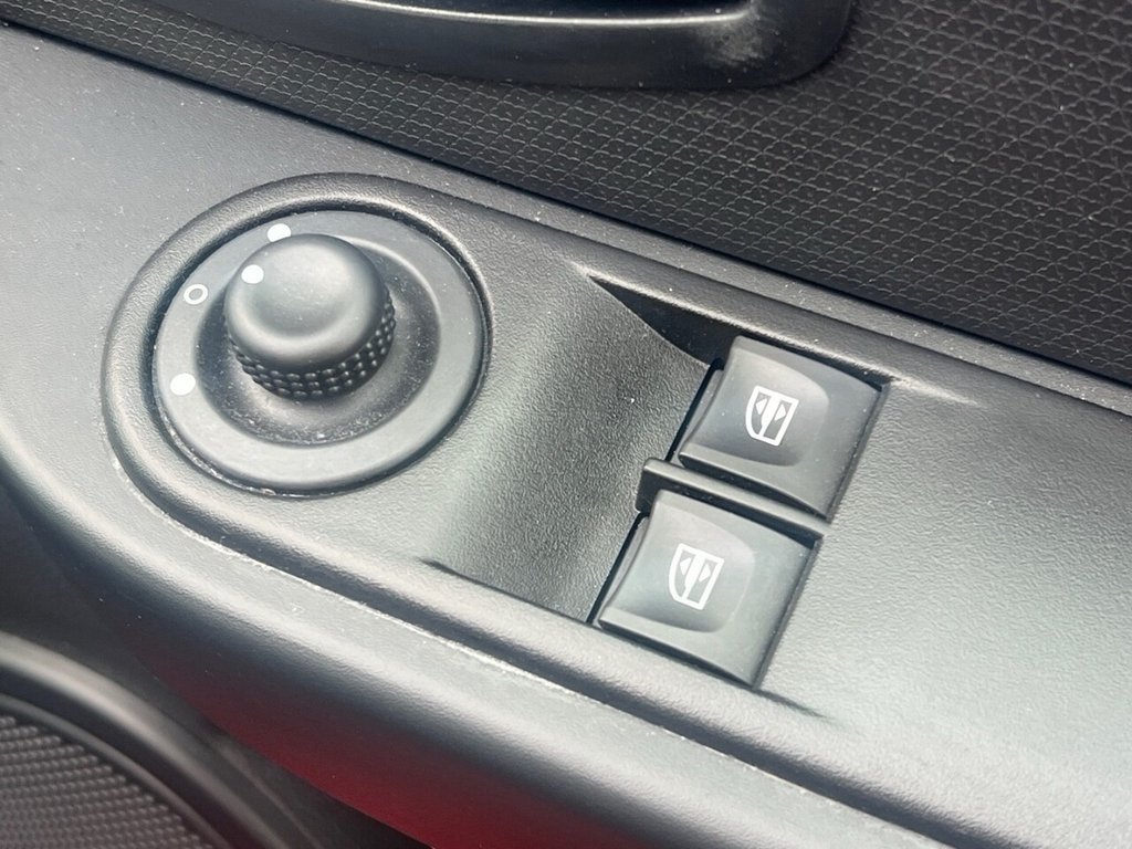 Used Renault Clio 2016 for sale - 76744506: Photo 22