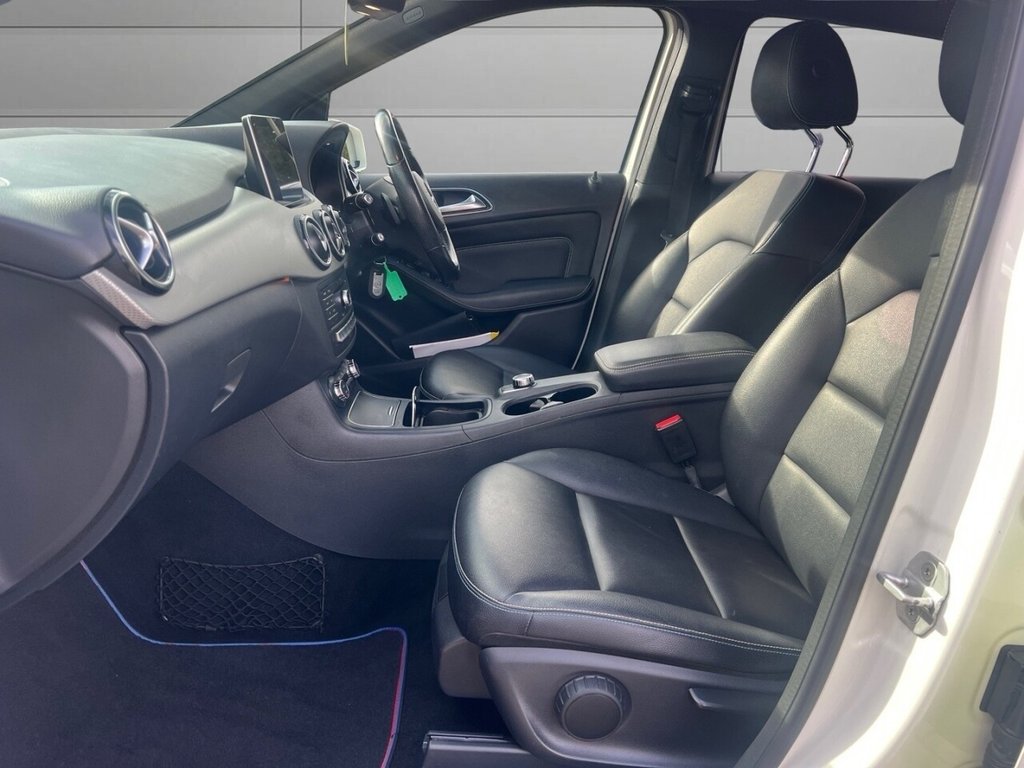 Used Mercedes-Benz B Class 2015 for sale - 76744490: Photo 13