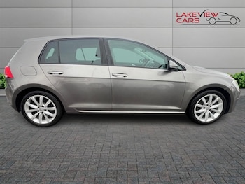 Used Volkswagen Golf 2015 for sale - 77397330: Photo