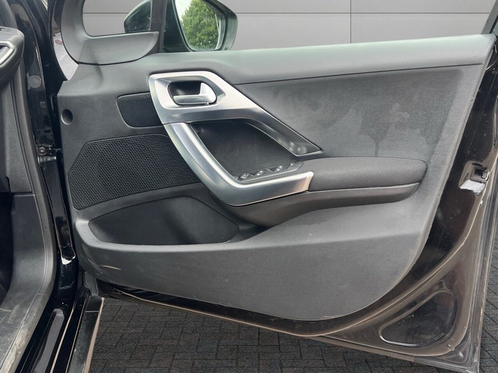 Used Peugeot 2008 2019 for sale - 76744476: Photo 12