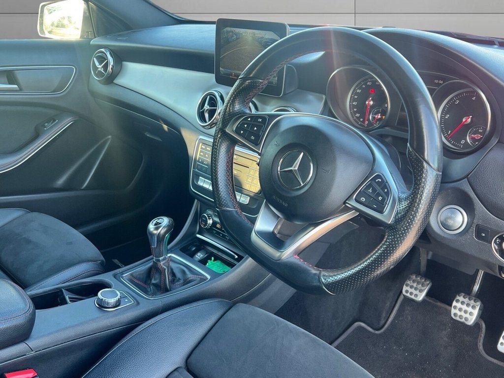 Used Mercedes-Benz GLA 2018 for sale - 76744510: Photo 10