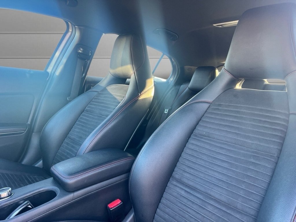 Used Mercedes-Benz GLA 2018 for sale - 76744510: Photo 12