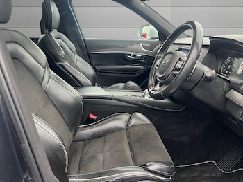 Used Volvo XC90 2018 for sale - 77042541: Photo