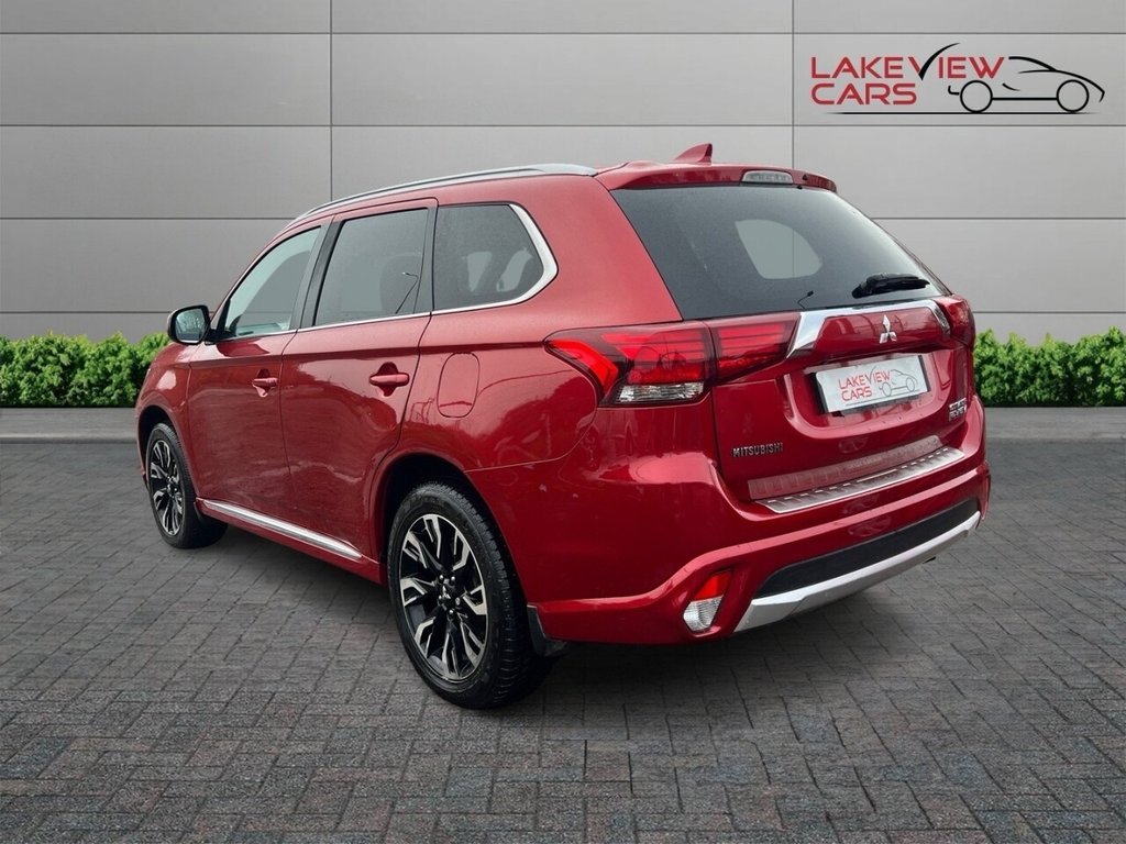 Used Mitsubishi Outlander 2016 for sale - 76744518: Photo 2