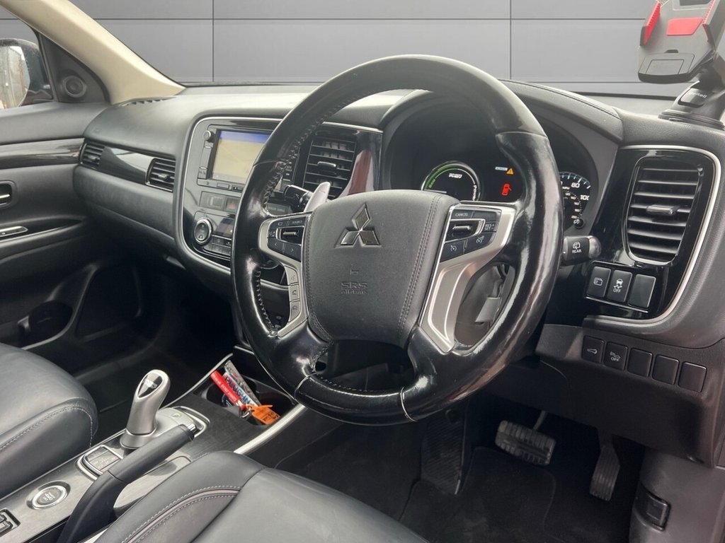 Used Mitsubishi Outlander 2016 for sale - 76744518: Photo 9