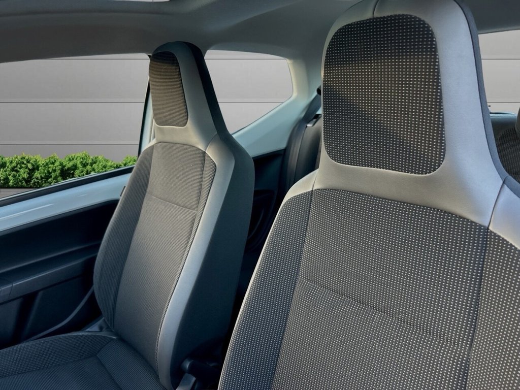 Used Volkswagen up! 2015 for sale - 76744540: Photo 14