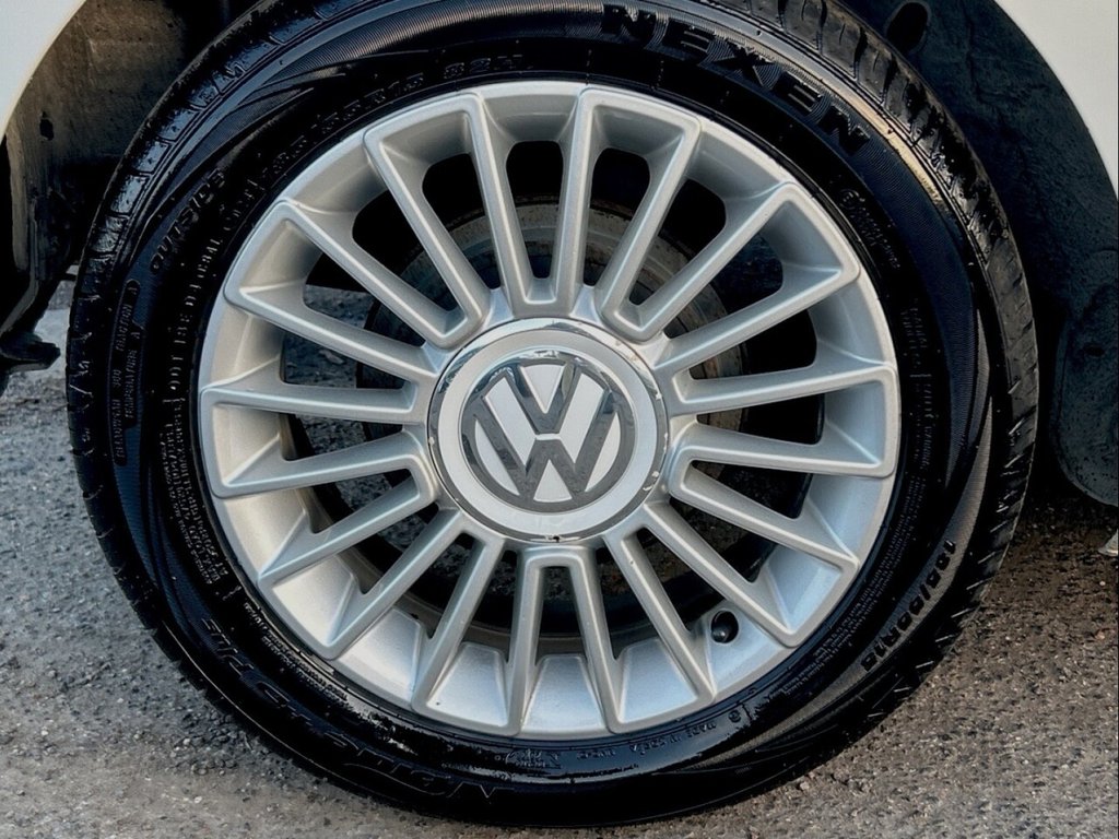 Used Volkswagen up! 2015 for sale - 76744540: Photo 21