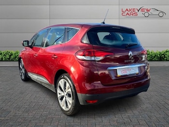 Used Renault Scenic 2017 for sale - 77356313: Photo