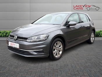 Used Volkswagen Golf 2017 for sale - 77356479: Photo